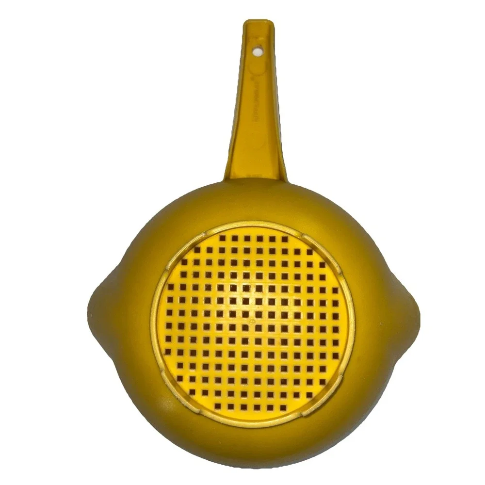 Vtg Tupperware 1 Qt Colander 1200 Strainer Yellow 2 Spouts USA 6.75x3